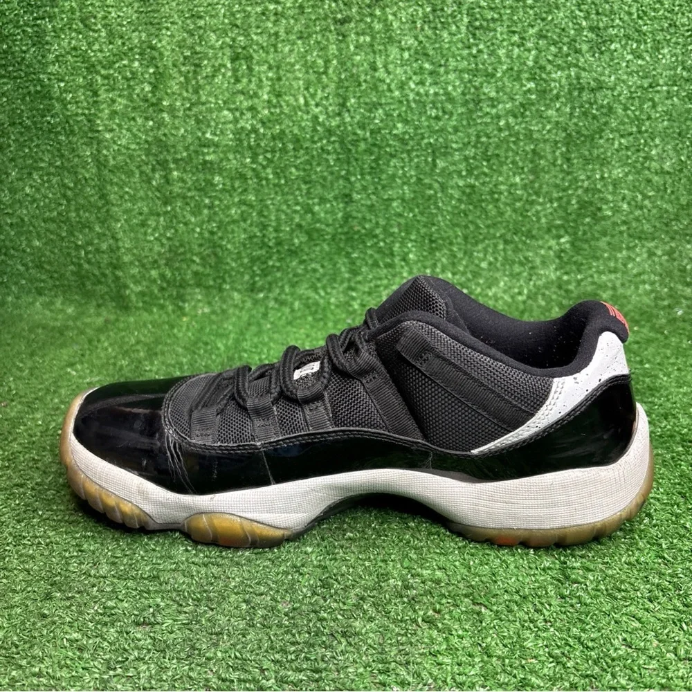 Size 8.5 - Air Jordan 11 Retro‎ Low Infrared 23